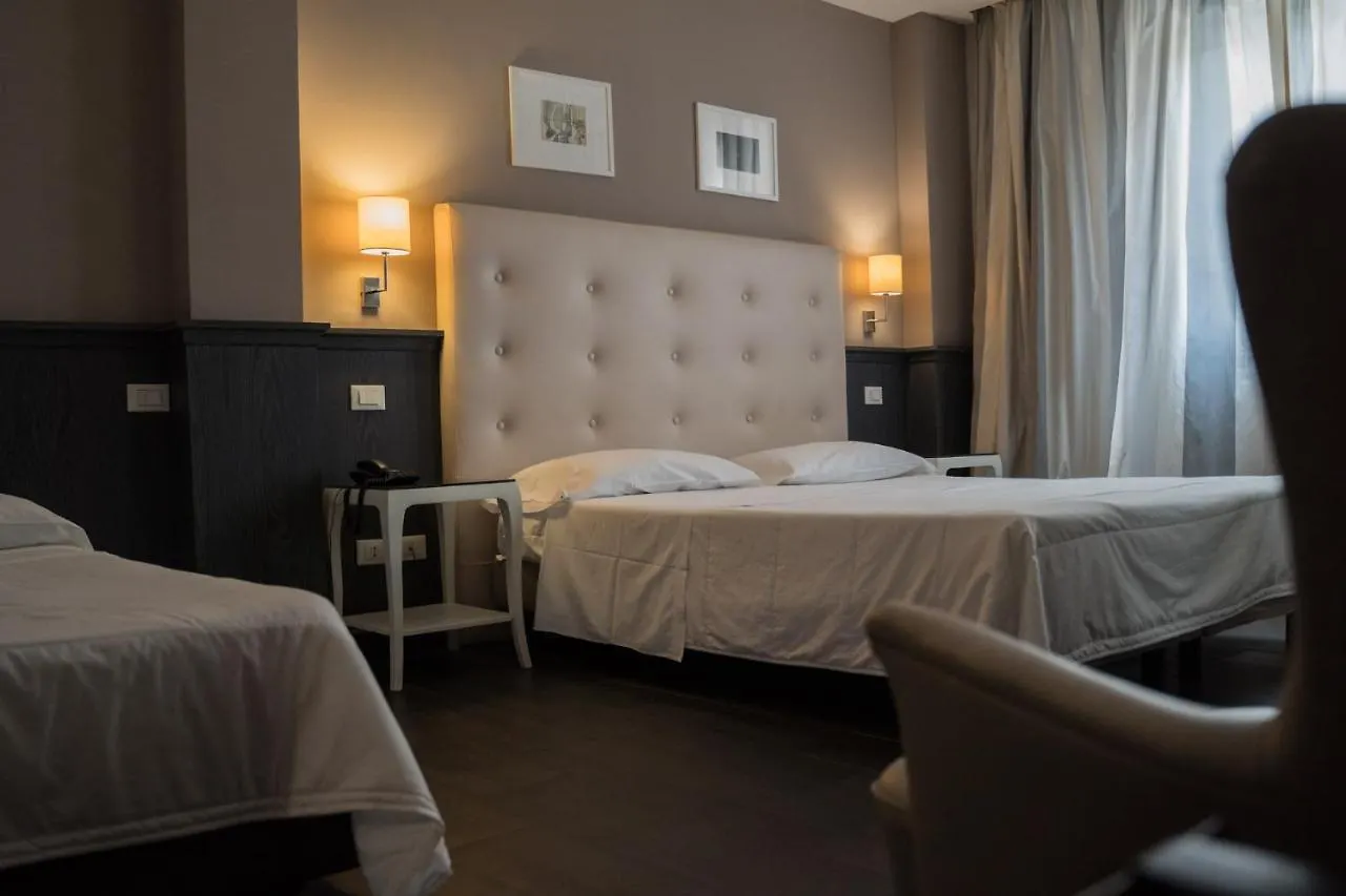 Hotel Mediterraneo Палермо 3*,