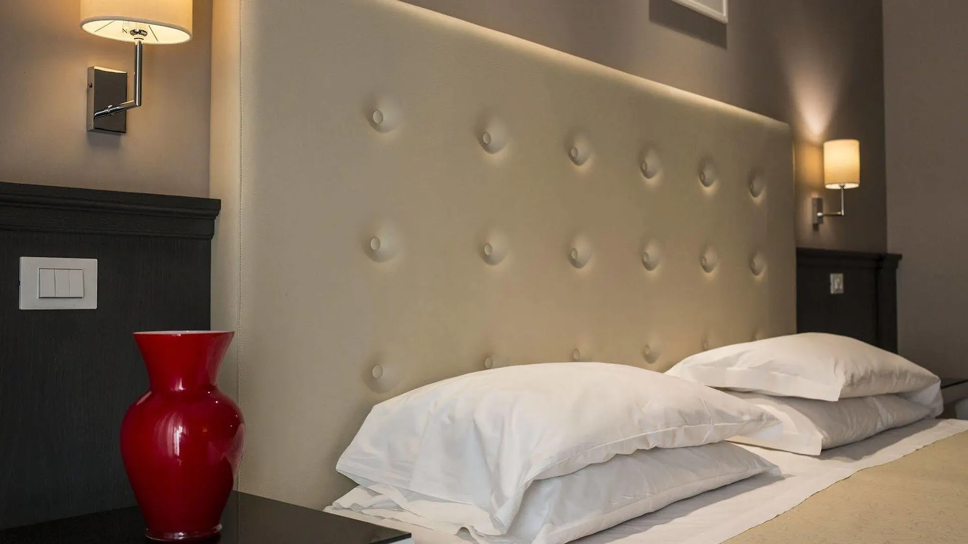 Hotel Mediterraneo Палермо 3*,  Италия