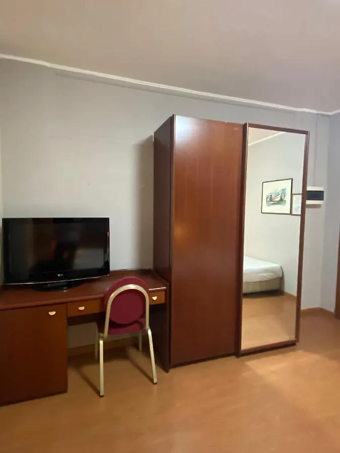 ***  Hotel Mediterraneo Palerme Italie