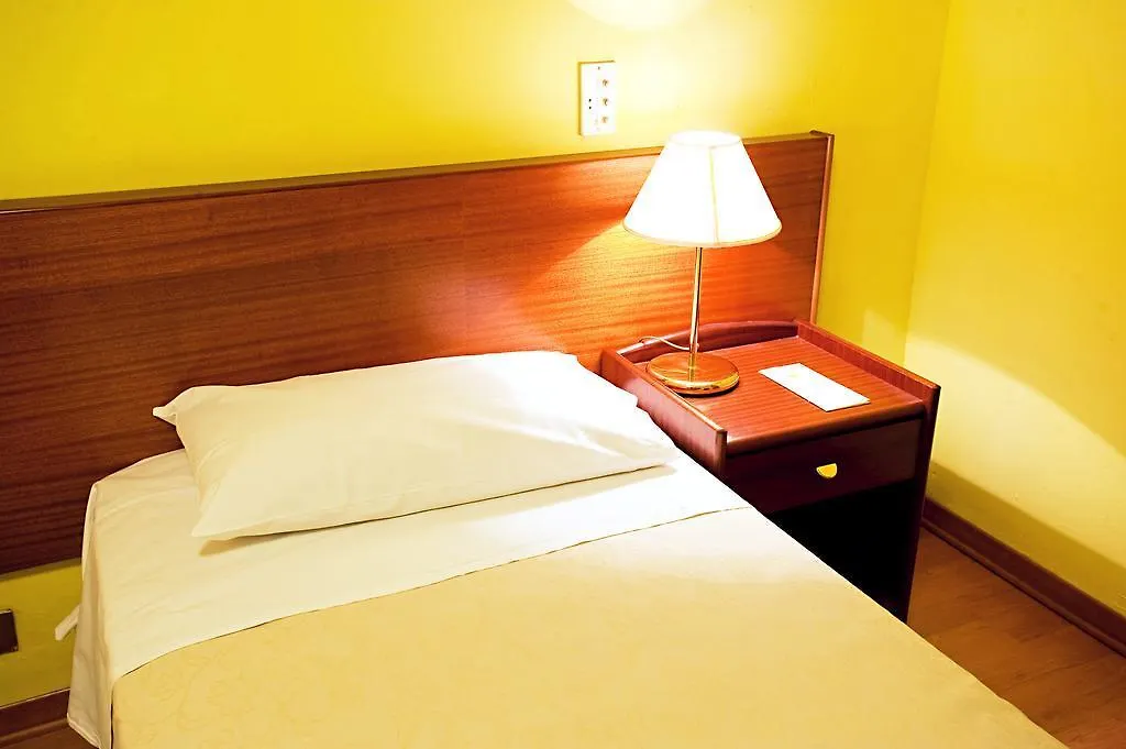Hotel Mediterraneo Palerme Italie